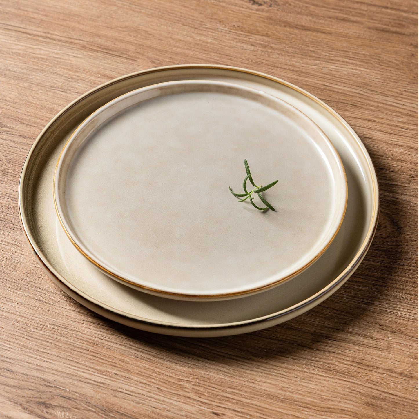 Lukelg Stoneware Dinnerware Set – Reactive Glaze, Service for 8