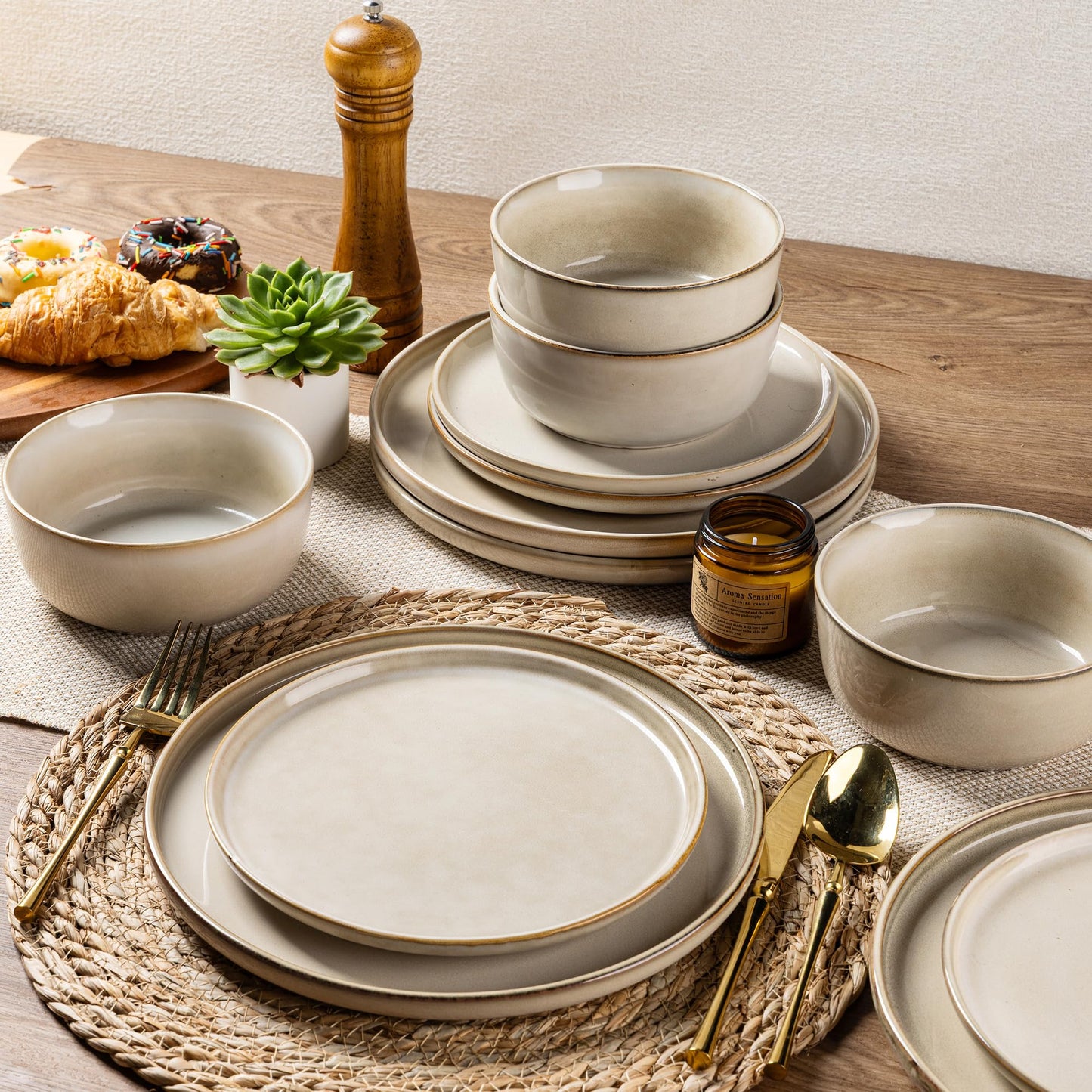 Lukelg Stoneware Dinnerware Set – Reactive Glaze, Service for 8